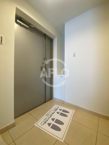 玄関　ブラービ南船場　玄関