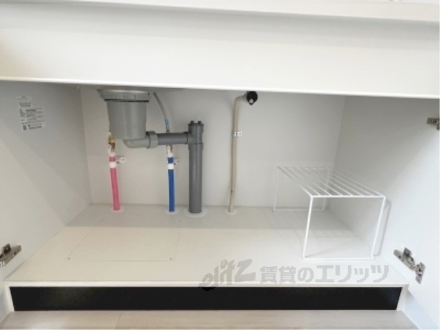 その他設備　収納下部
