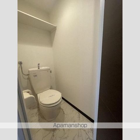 地下鉄東西線 バスセンター前駅 徒歩2分 5階建 築16年のトイレ写真