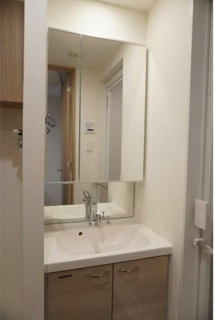 洗面設備　他のお部屋の参考写真となります。