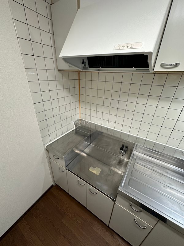 京急空港線 糀谷駅 徒歩14分 12階建 築30年のキッチン写真