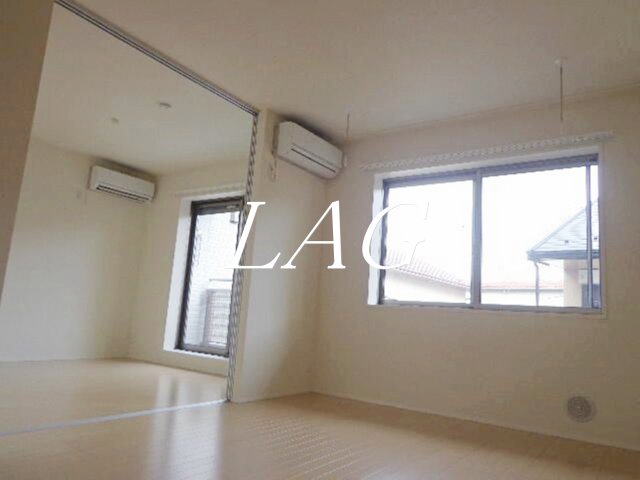 居室・リビング　洋室のお部屋です。