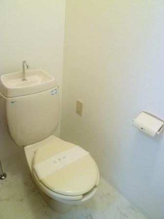 清水ビルのトイレ写真