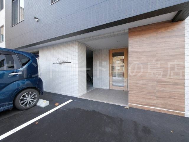エントランス　詳細は、ウィンドワード中の島店までご相談下さい。