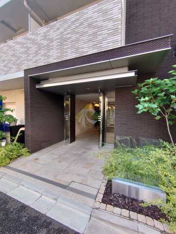 エントランス　DIPS高田馬場駅前