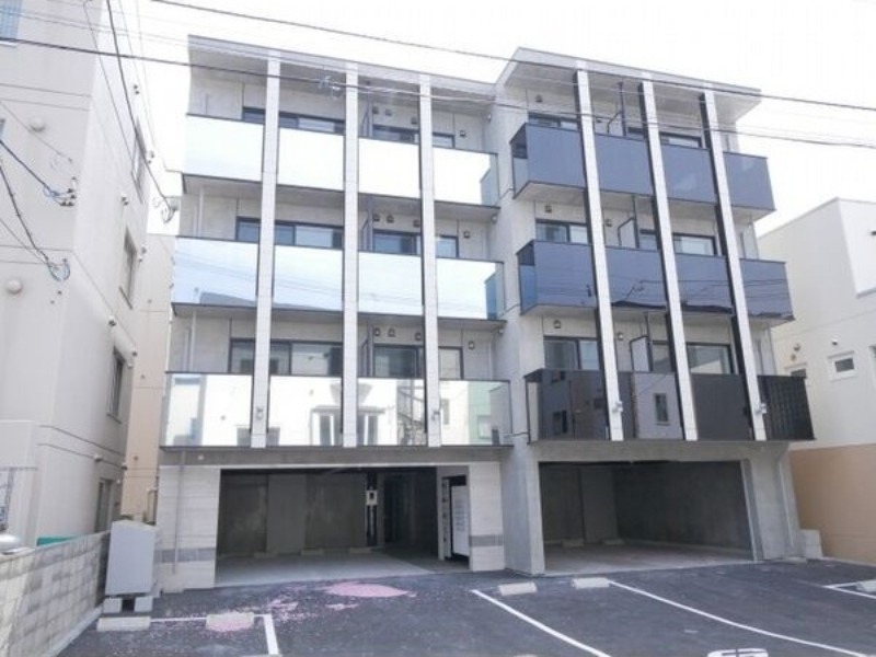 地下鉄東西線 琴似駅 徒歩15分 築8年
