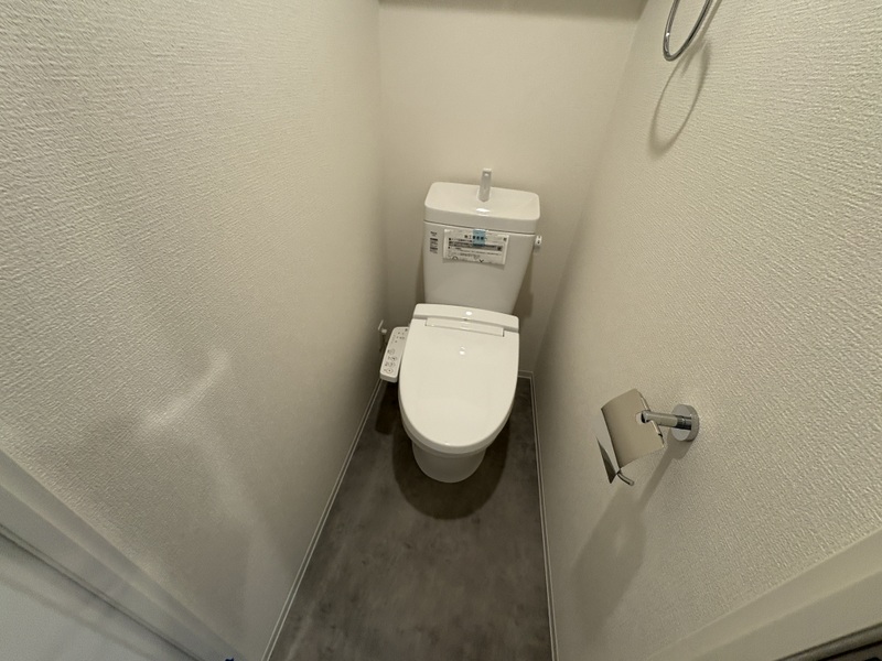 セレニテ東梅田アリエのトイレ写真