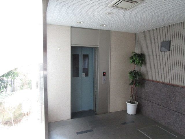その他　エレベーターもございます