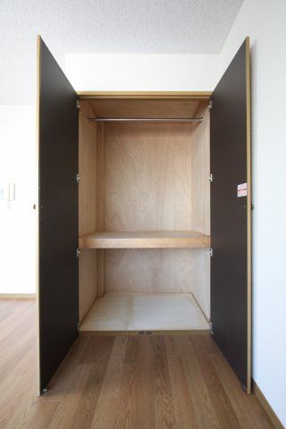 収納　（別タイプ参考写真）茗荷谷ハイツ　文京区小石川5