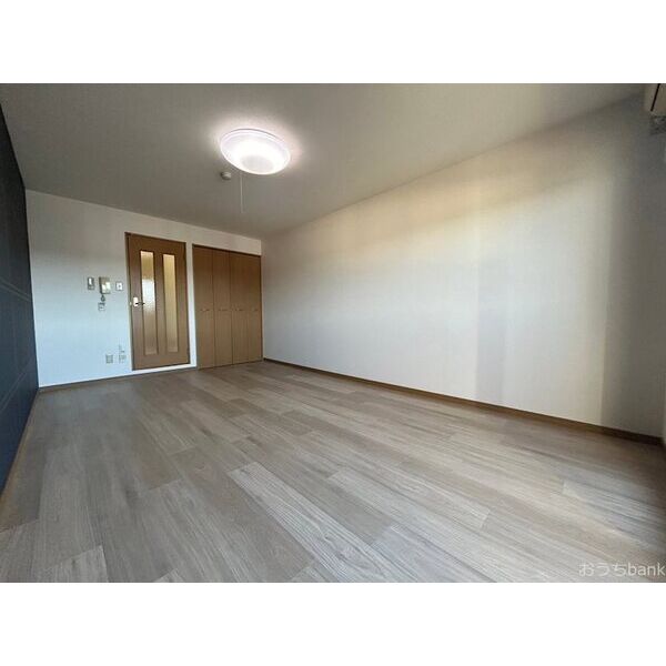居室・リビング　※同タイプのお部屋です