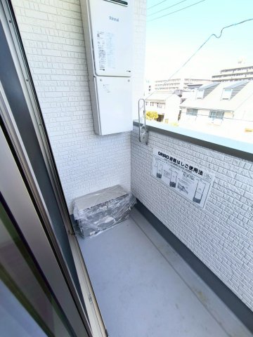 バルコニー　※同仕様画像