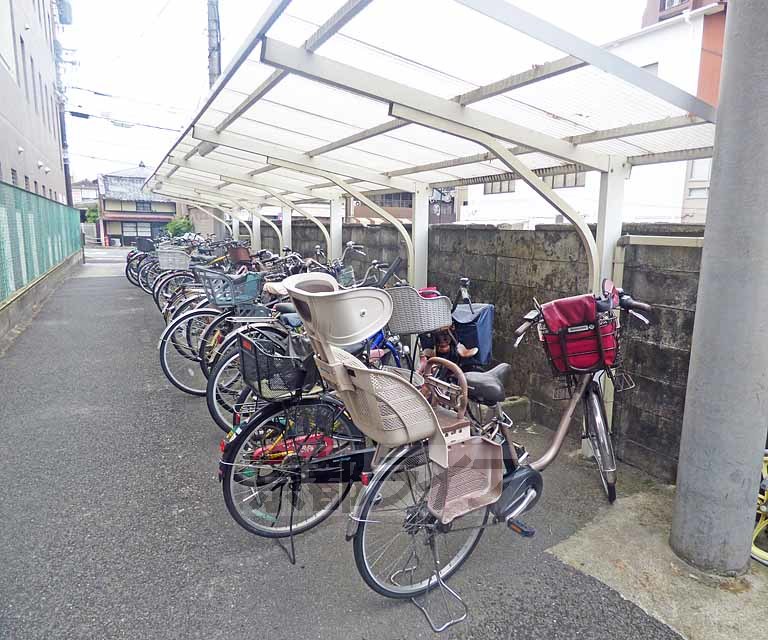 その他共有部分　沢山置けます。