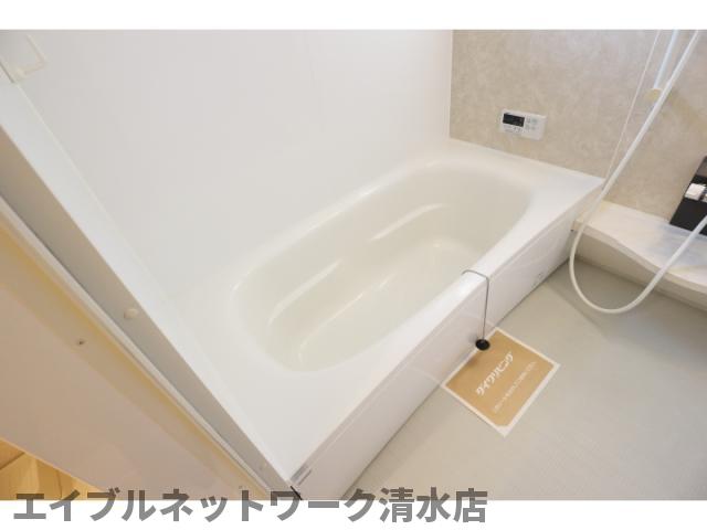バス・シャワールーム　きれいなお風呂です