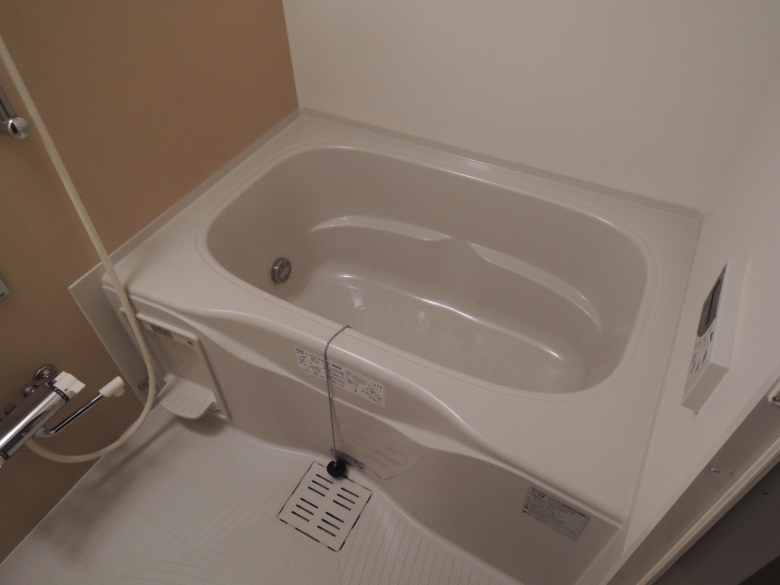 バス・シャワールーム　追焚・浴室乾燥機能付き