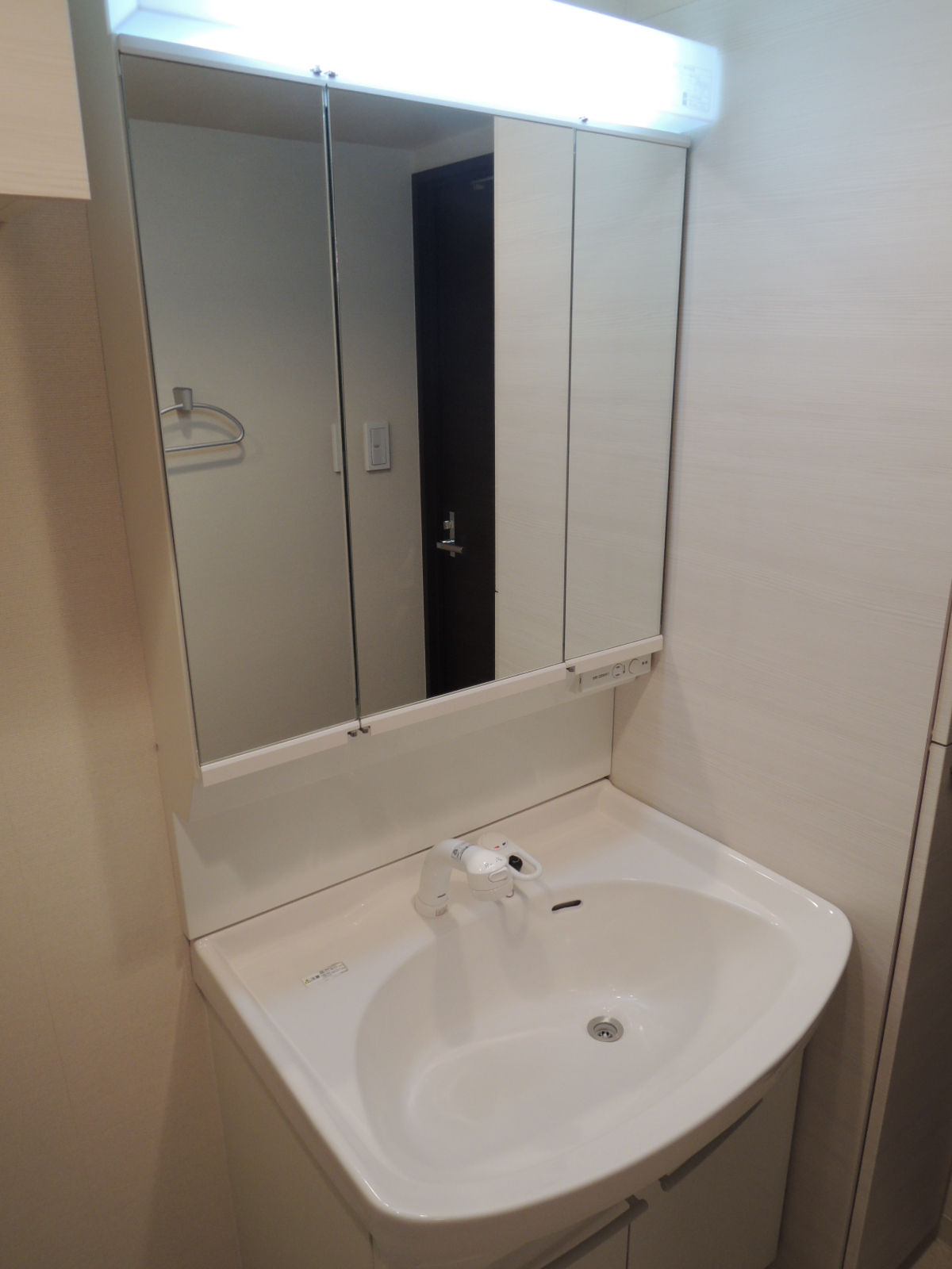 洗面設備　独立洗面台