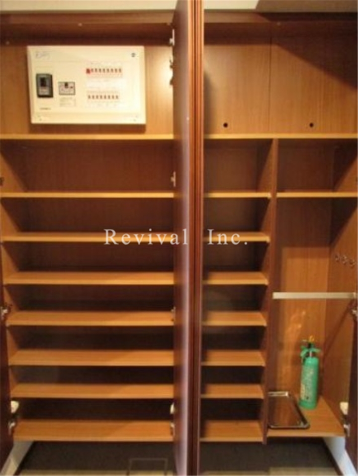 収納　収納も豊富にございますね