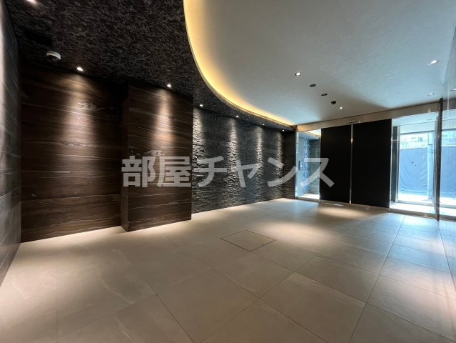 【名古屋市熱田区大宝のマンションのロビー】