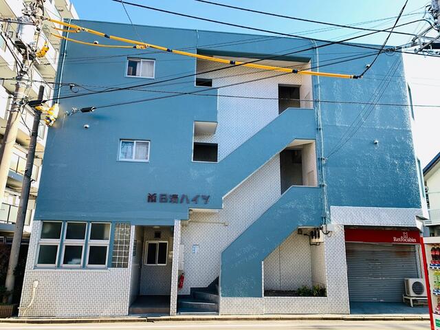 横浜市南区共進町のマンションの建物外観
