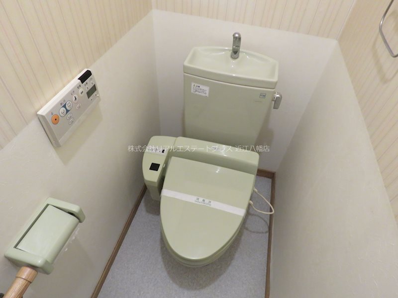 【日野村井貸家のトイレ】