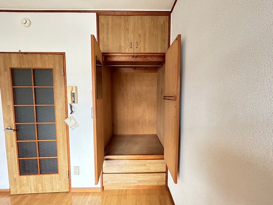 収納　※別号室の写真です