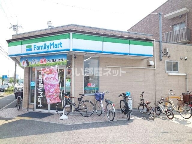 【枚方市伊加賀西町のマンションのコンビニ】