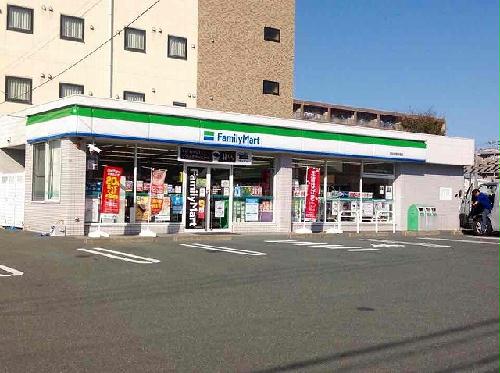 その他　ファミリーマート袋井愛野駅南店まで612メートル