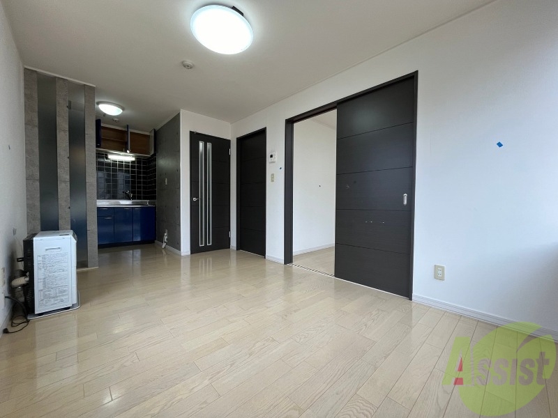 居室・リビング　広くてキレイなお部屋が広がっていて、充実した生活が送れそう。