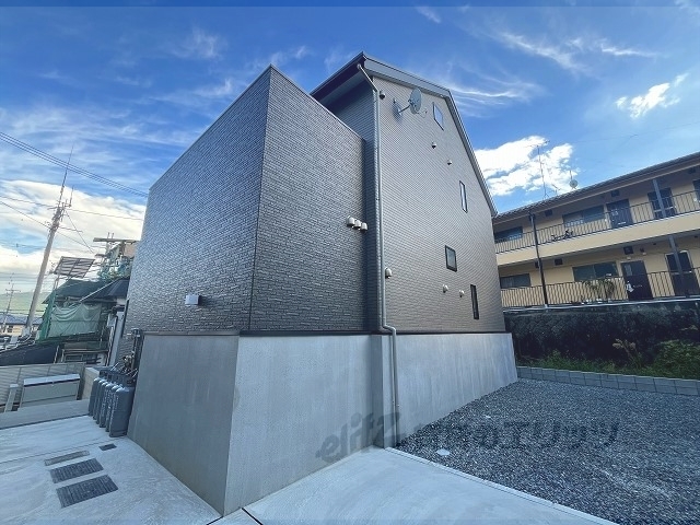 Ｔ－Ｒｅｓｉｄｅｎｃｅ４の建物外観