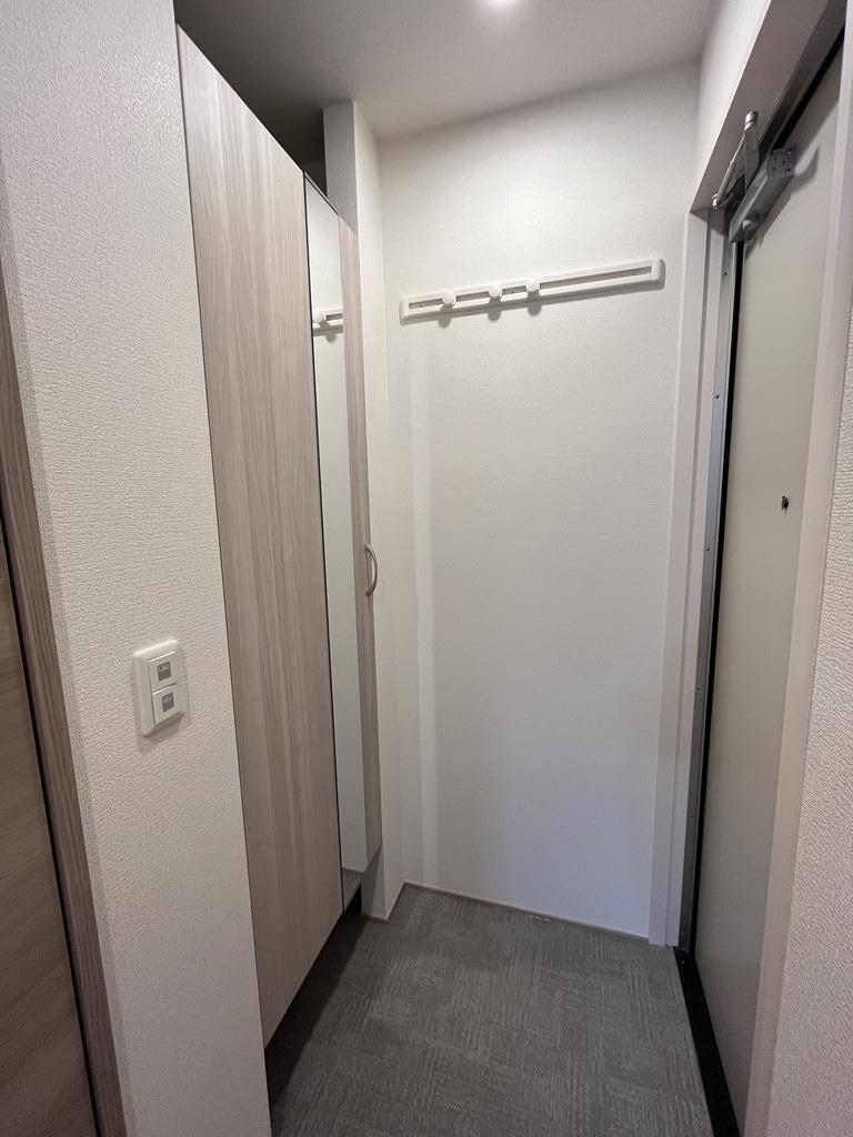 【D-ROOM二軒茶屋TMTの玄関】