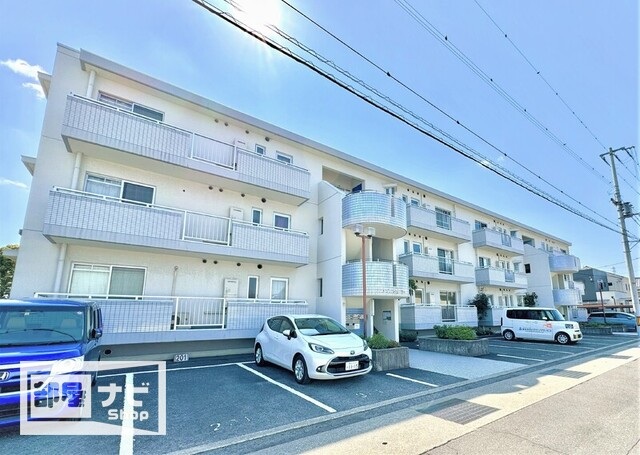 【メゾン.グローリーの建物外観】