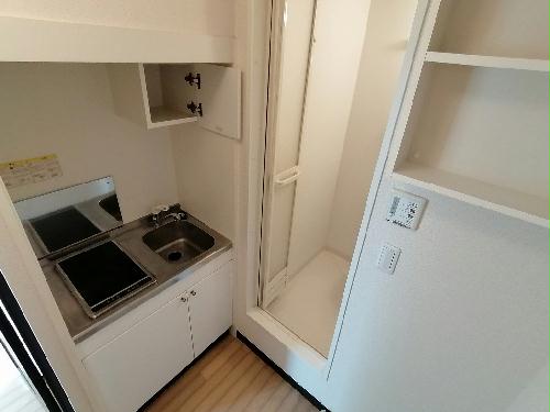 キッチン　設備・仕様は号室により異なる為、現況を優先致します。