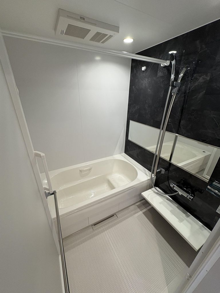 バス・シャワールーム　バルコニー