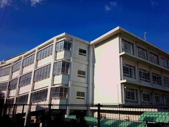 小学校　長崎市立稲佐小学校（小学校）まで356m