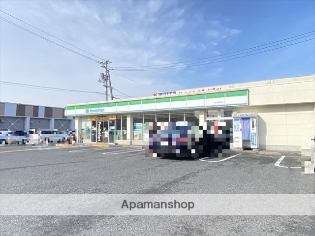 コンビニ　ファミリーマート米子糀町店（コンビニ）まで689m