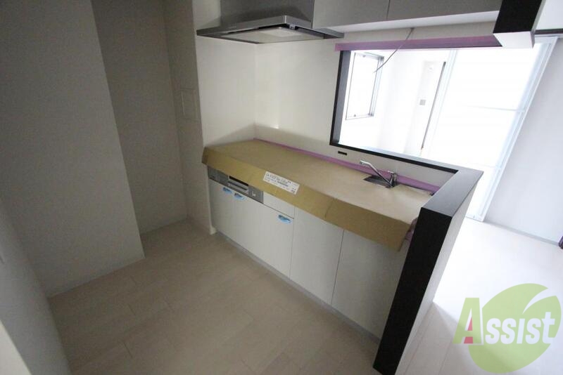 キッチン　３口ガスコンロ。