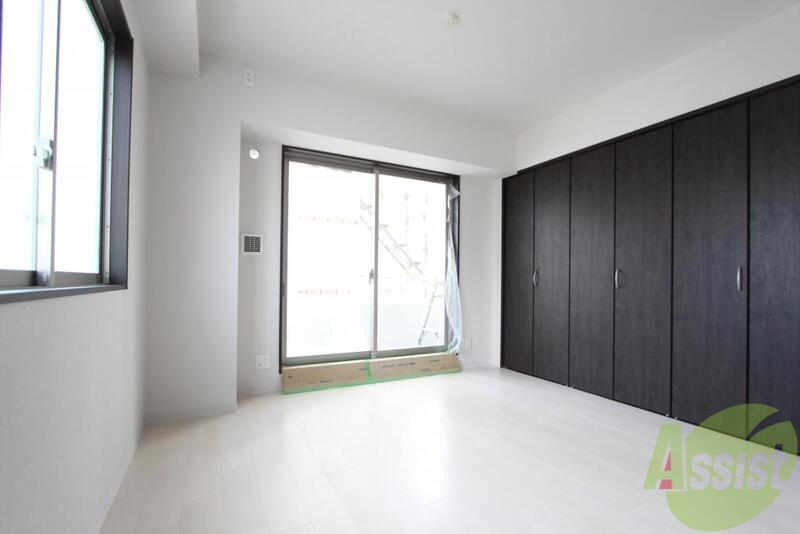 その他部屋・スペース　広々洋室６帖。