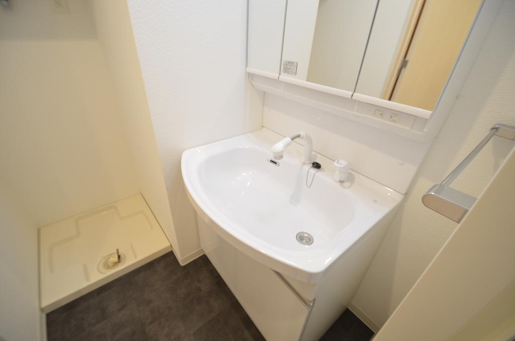 洗面設備　洗髪洗面化粧台