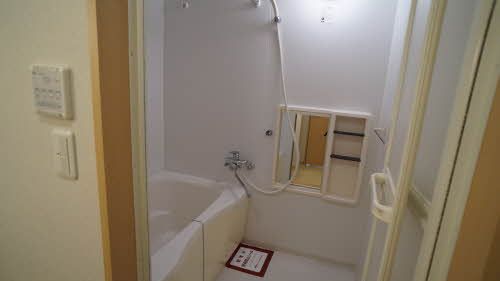 バス・シャワールーム　浴室