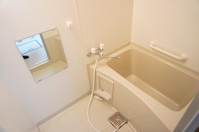 バス・シャワールーム　浴室