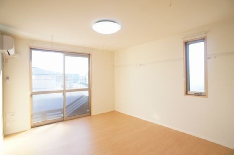 居室・リビング　図面と現状に相違がある場合には現状を優先