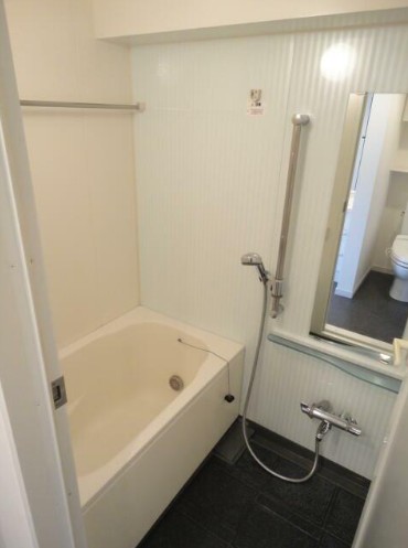 バス・シャワールーム　同タイプのお写真です