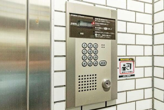 セキュリティ　オートロックです