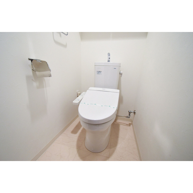 トイレ　清潔感のあるトイレです