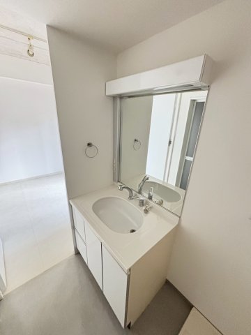 洗面設備　詳細は、RISUMO江坂本店までお問合せください♪