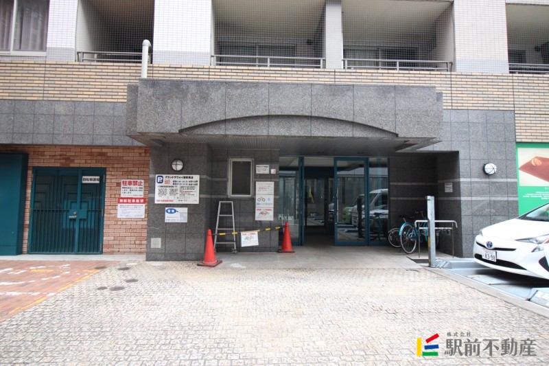 エントランス　エントランスアプローチ