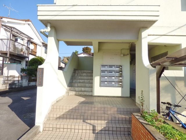 エントランス　♪エントランス♪