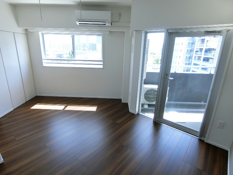 居室・リビング　フローリング仕様です！！