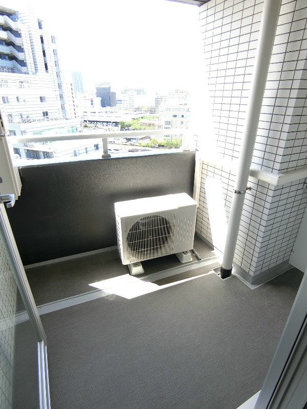バルコニー　洗濯物を干すスペースもございます！！