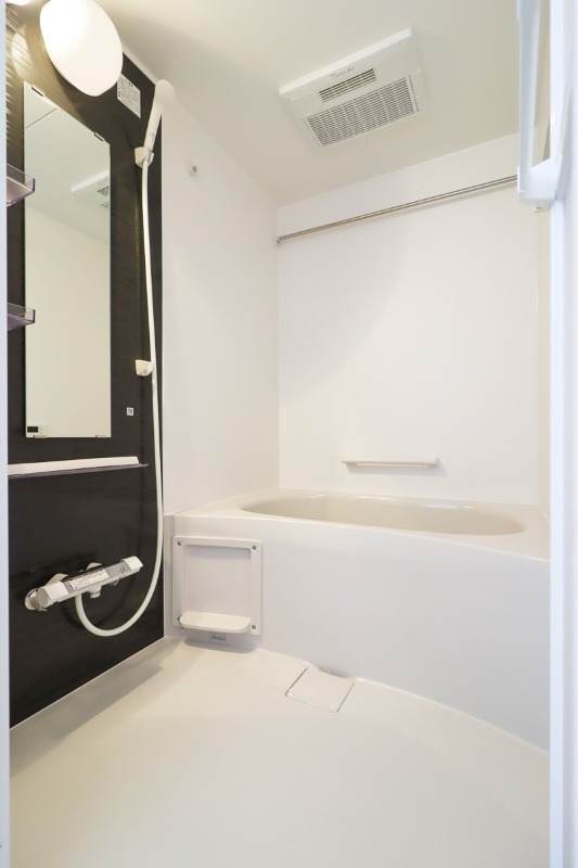 バス・シャワールーム　図面と現状に相違がある場合には現状を優先