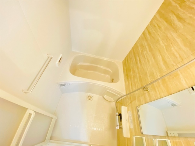 バス・シャワールーム　同タイプのお部屋の内装写真になります。